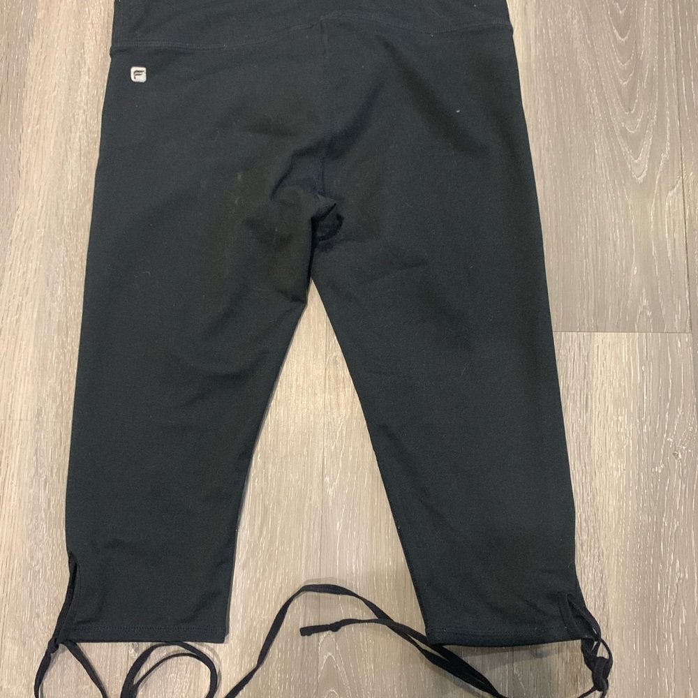 Fabletics capris - Picture 6 of 9